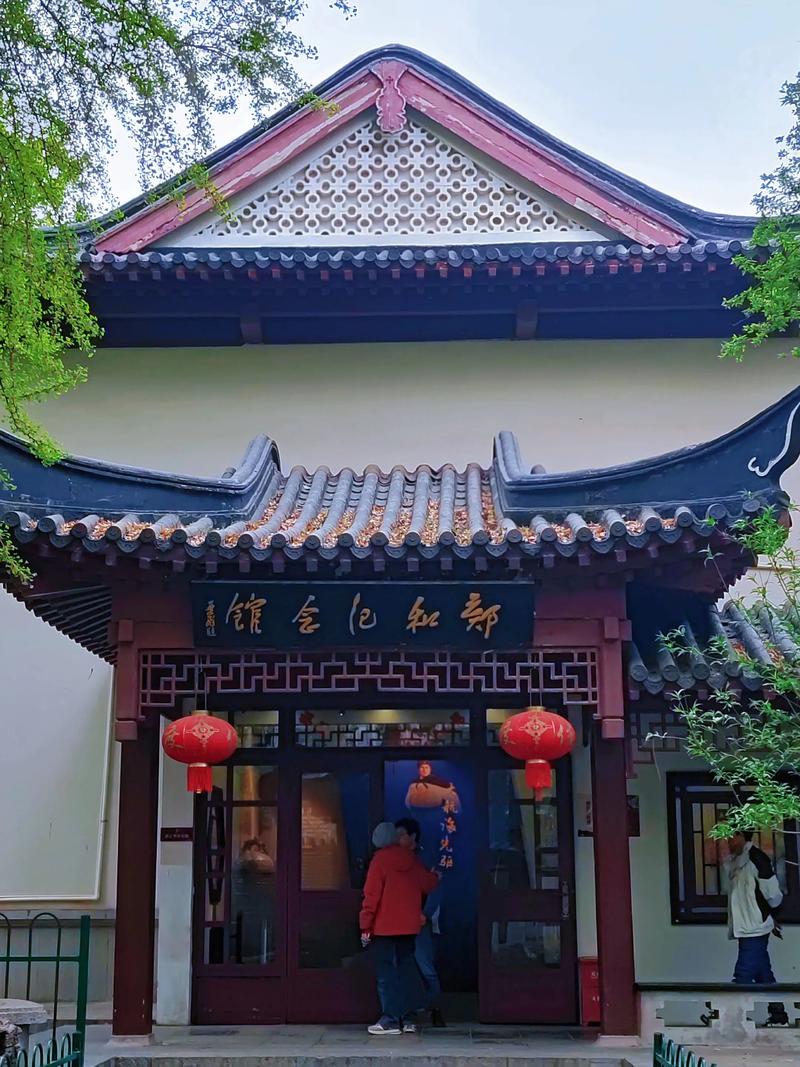 庭院景观施工：打造个性化绿色空间